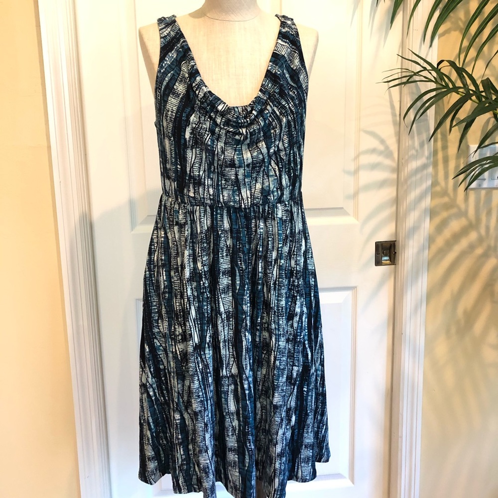 NWOT soft casual blue graphic print dress